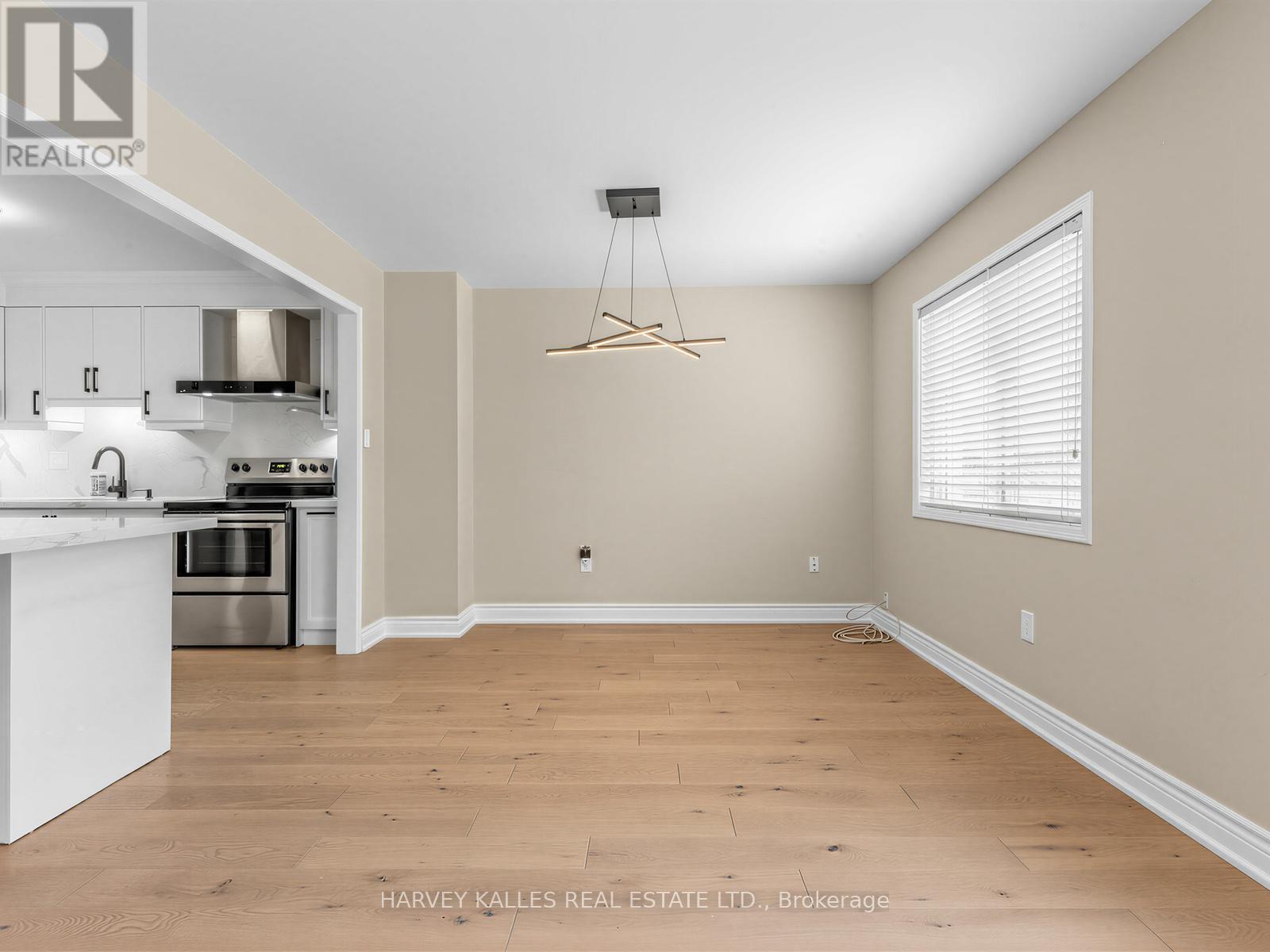 40 BLACKTHORN DRIVE