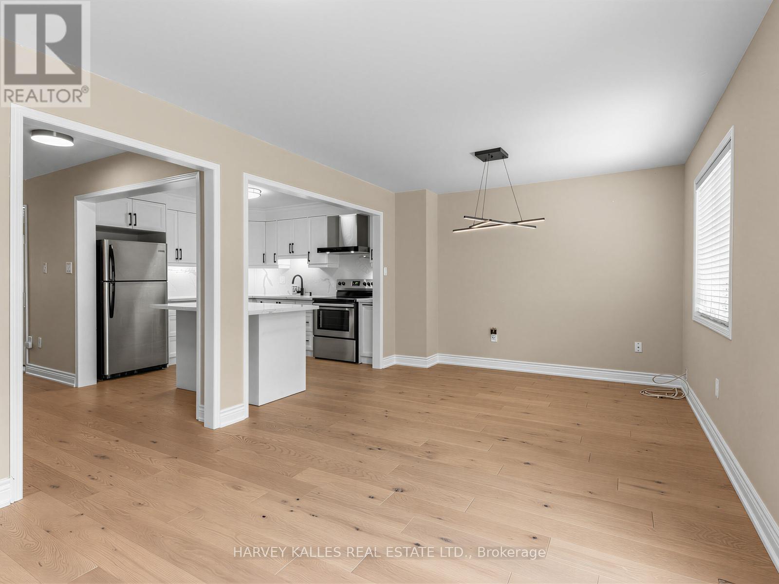 40 BLACKTHORN DRIVE