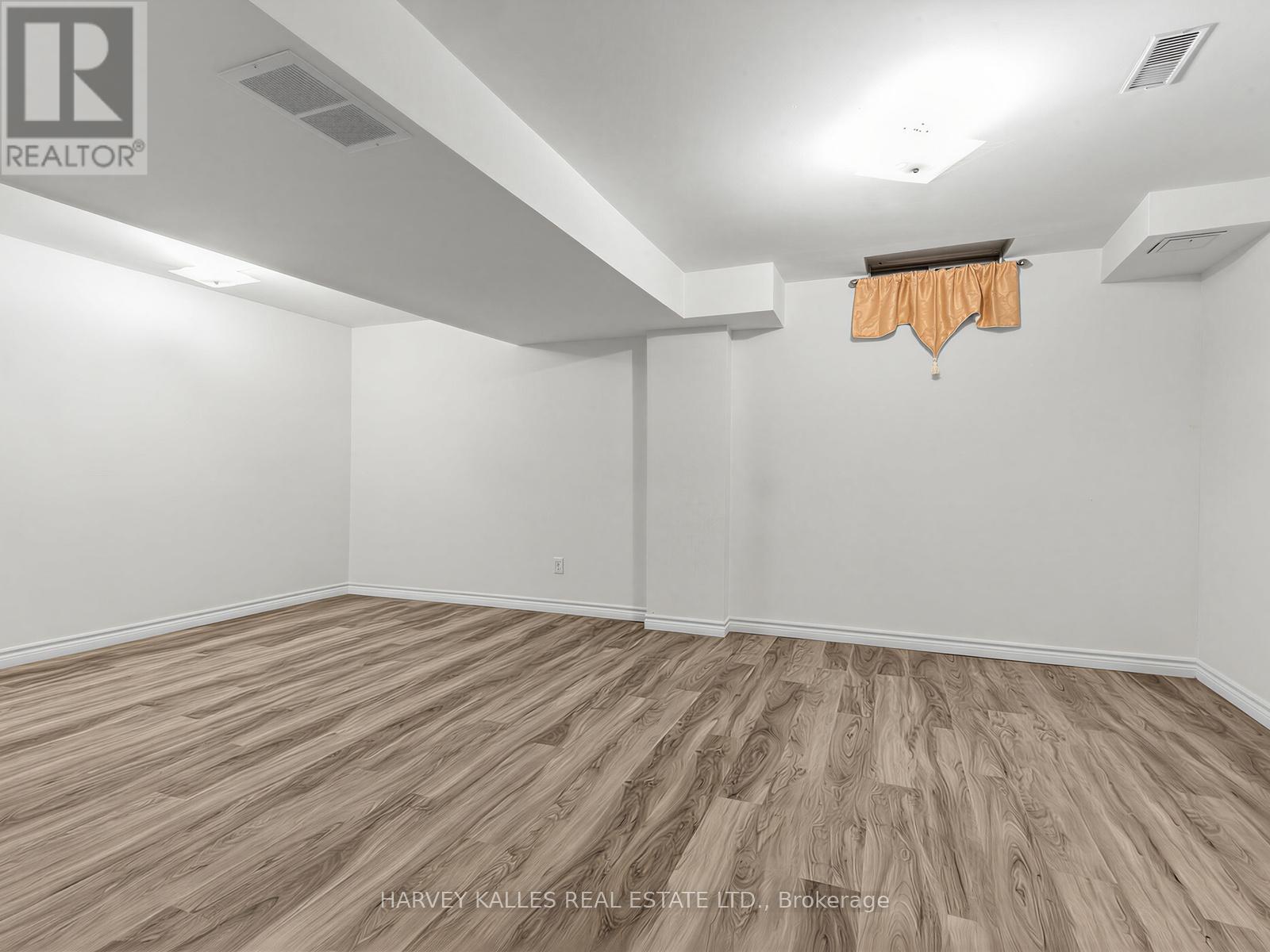 40 BLACKTHORN DRIVE