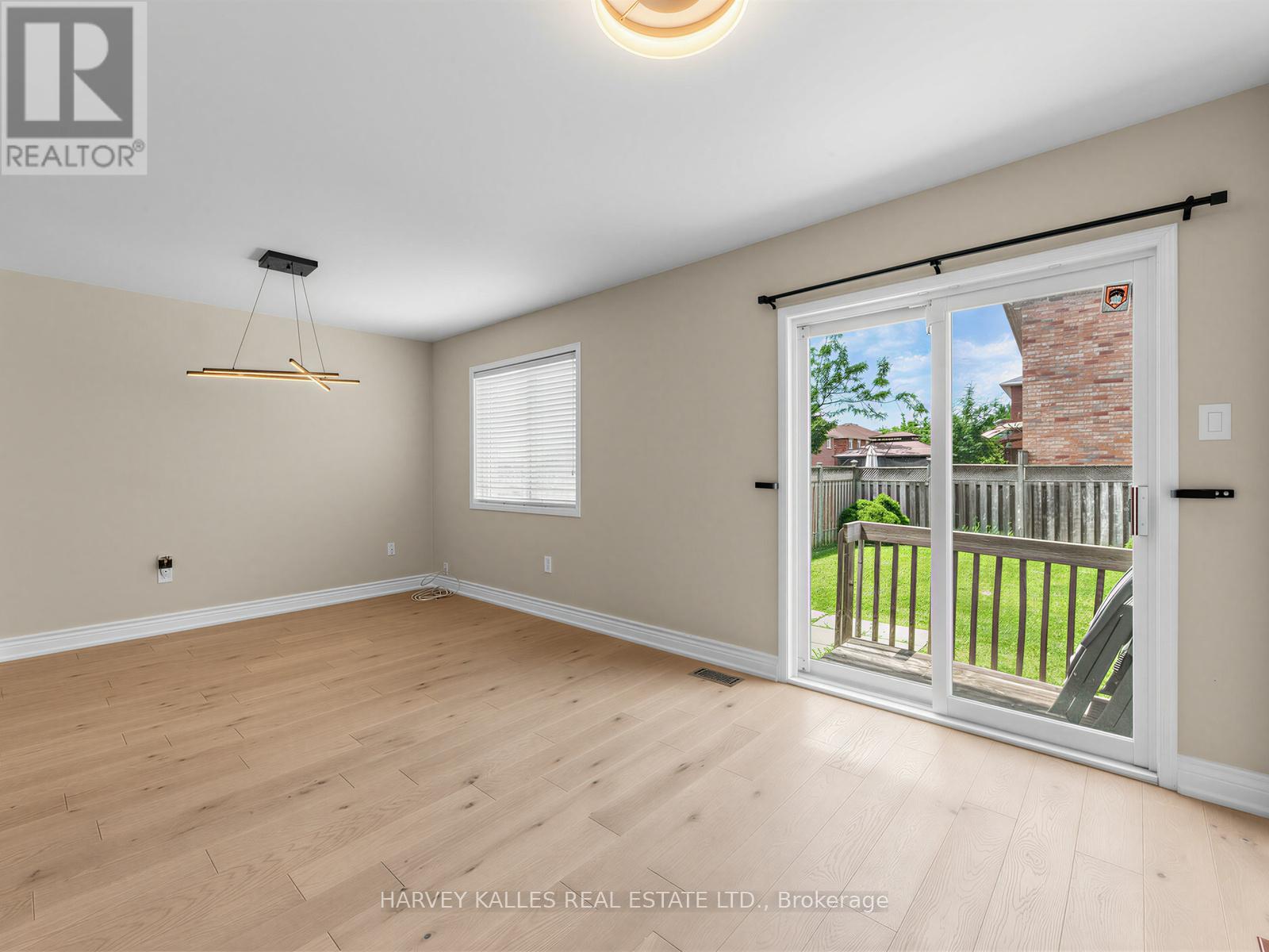 40 BLACKTHORN DRIVE
