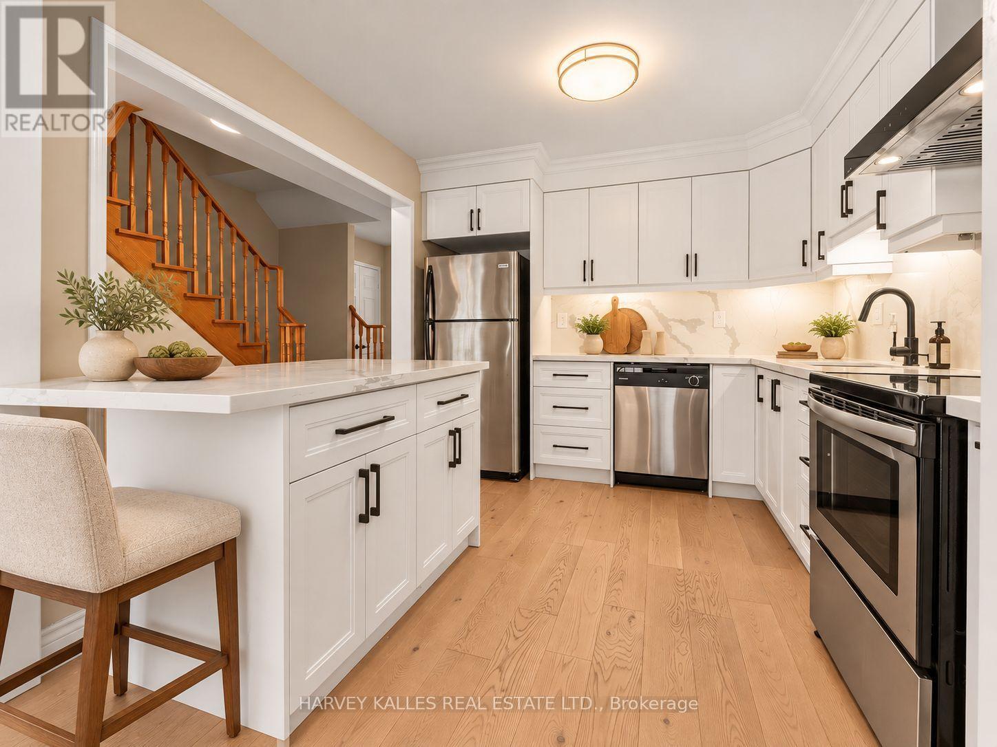 40 BLACKTHORN DRIVE