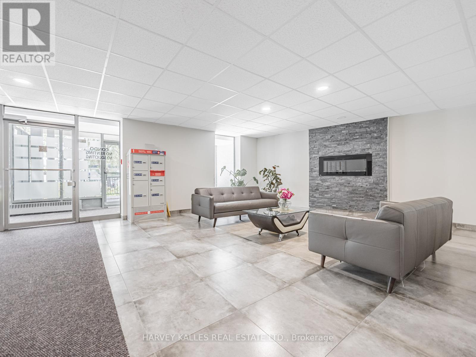 505 - 3065 QUEEN FREDERICA DRIVE