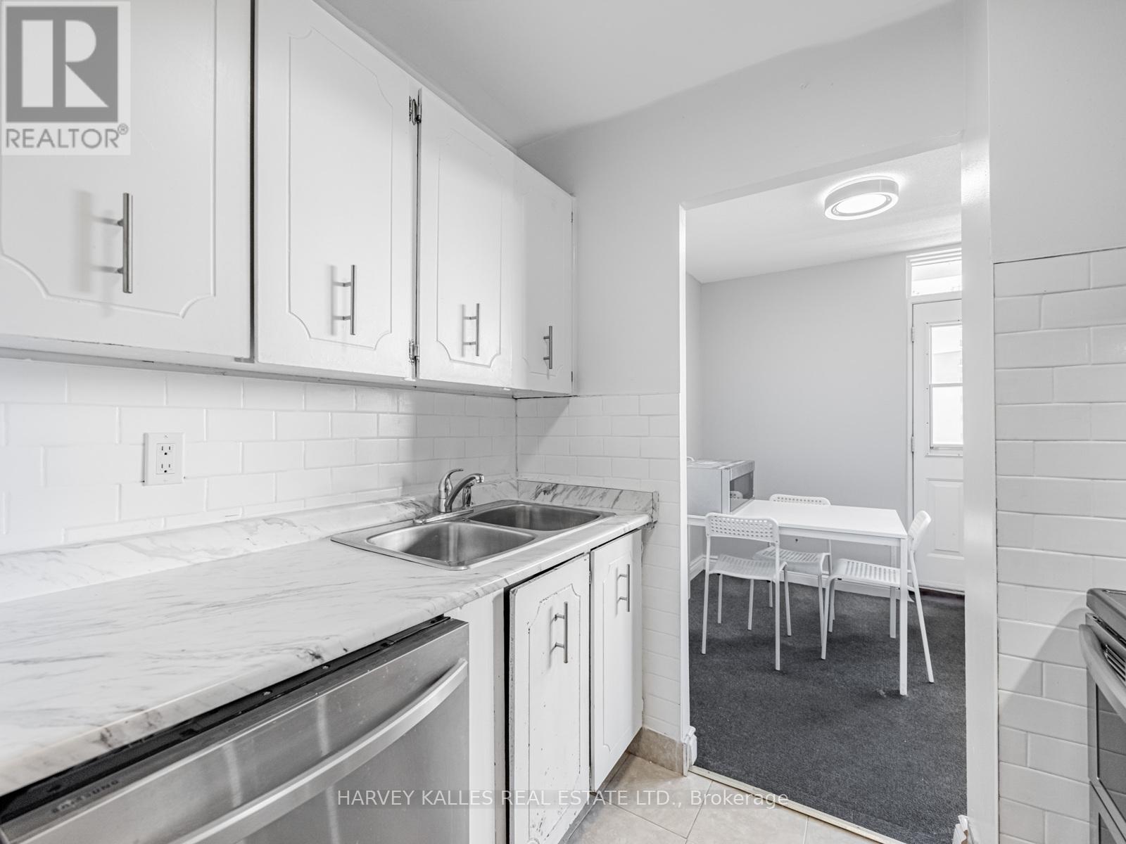 505 - 3065 QUEEN FREDERICA DRIVE