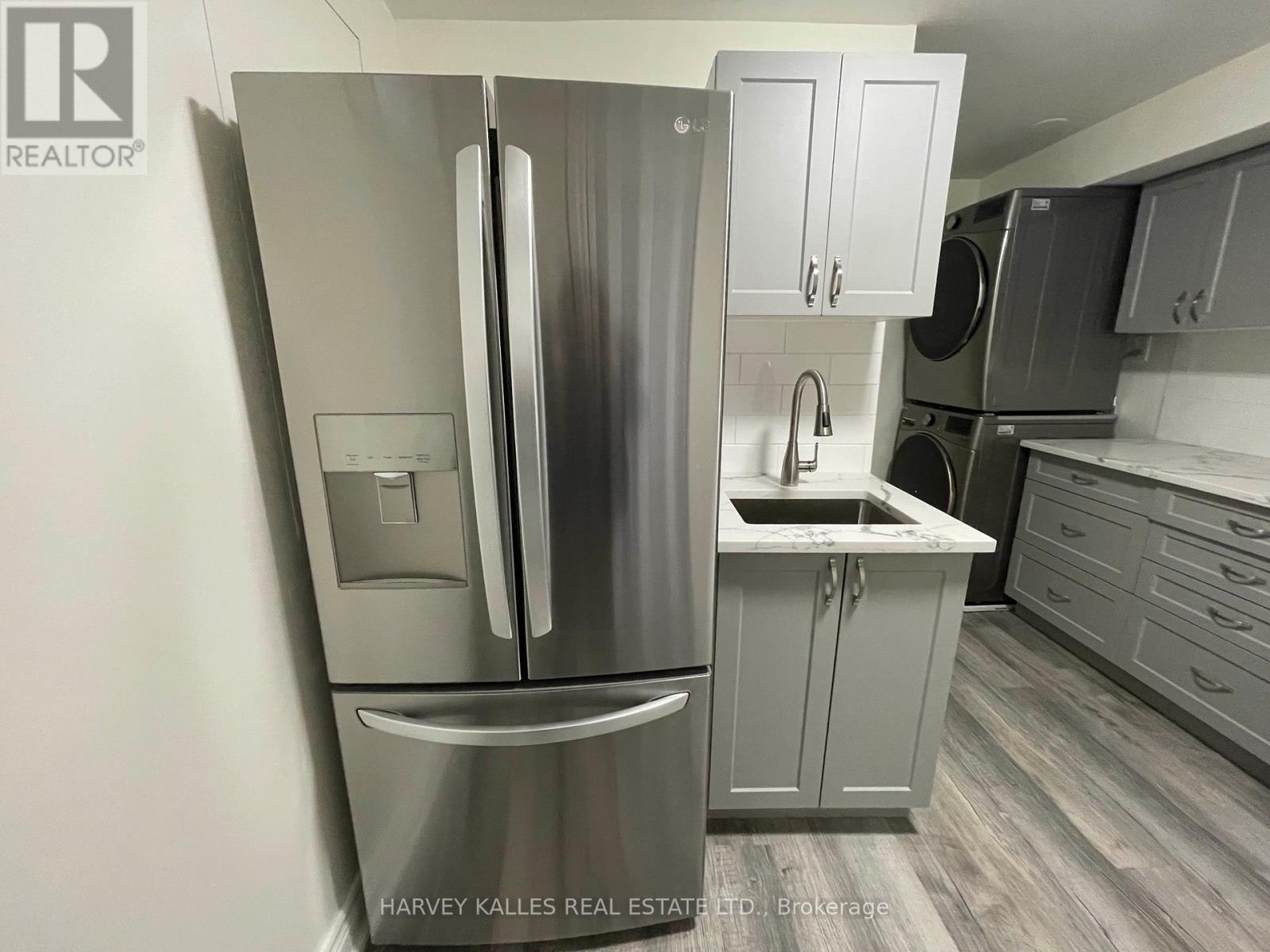 BASEMENT - 14 STABLE GATE