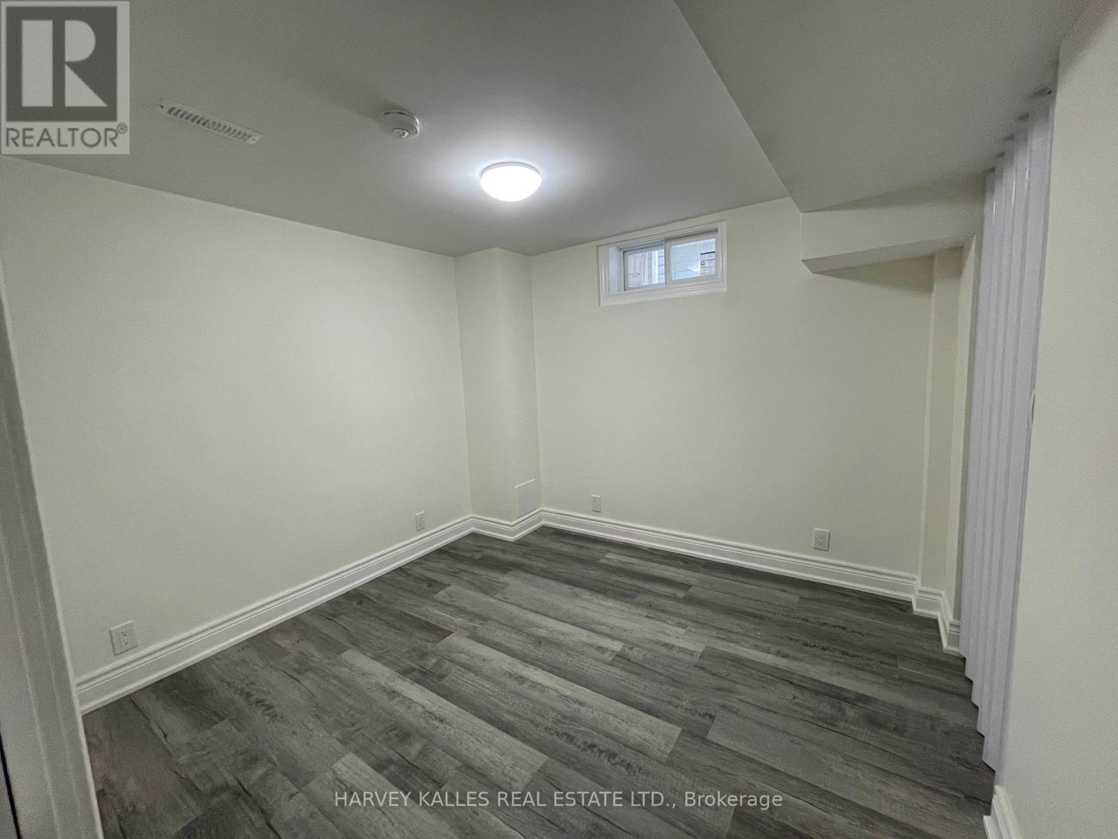 BASEMENT - 14 STABLE GATE