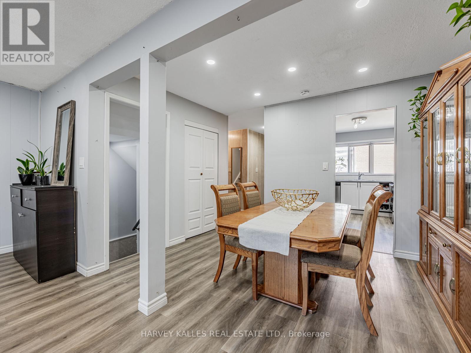 1 - 349 DRIFTWOOD AVENUE Unit: 1