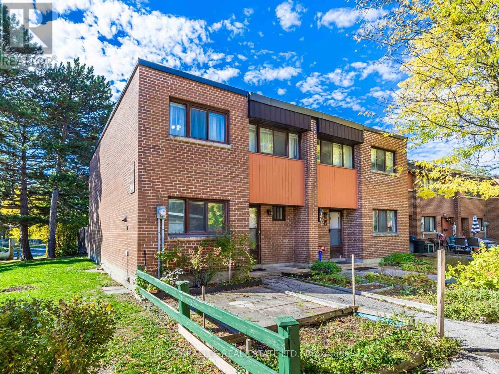 1 - 349 DRIFTWOOD AVENUE Unit: 1