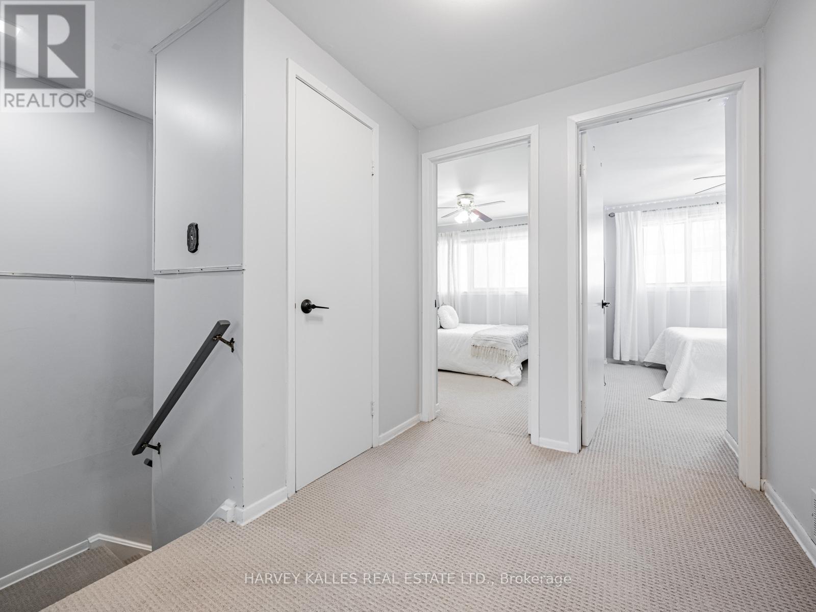 1 - 349 DRIFTWOOD AVENUE Unit: 1