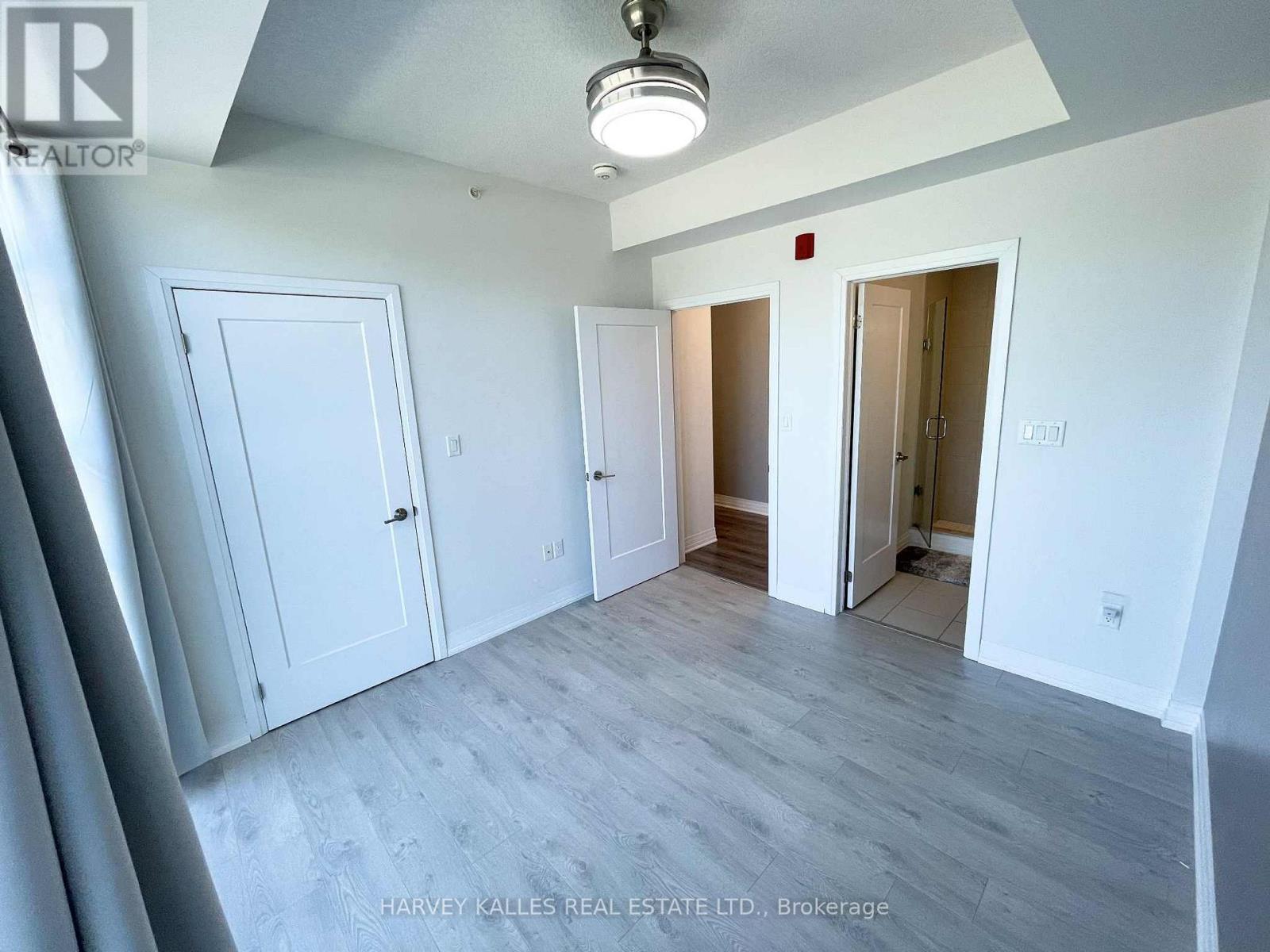 109 - 10 CONCORD PLACE