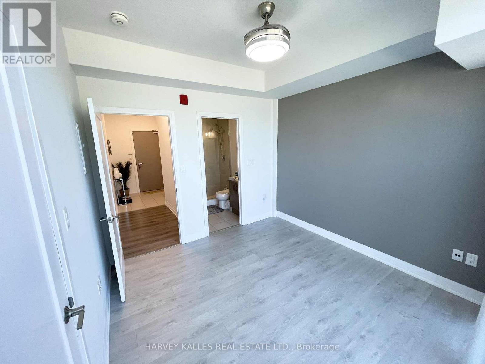 109 - 10 CONCORD PLACE