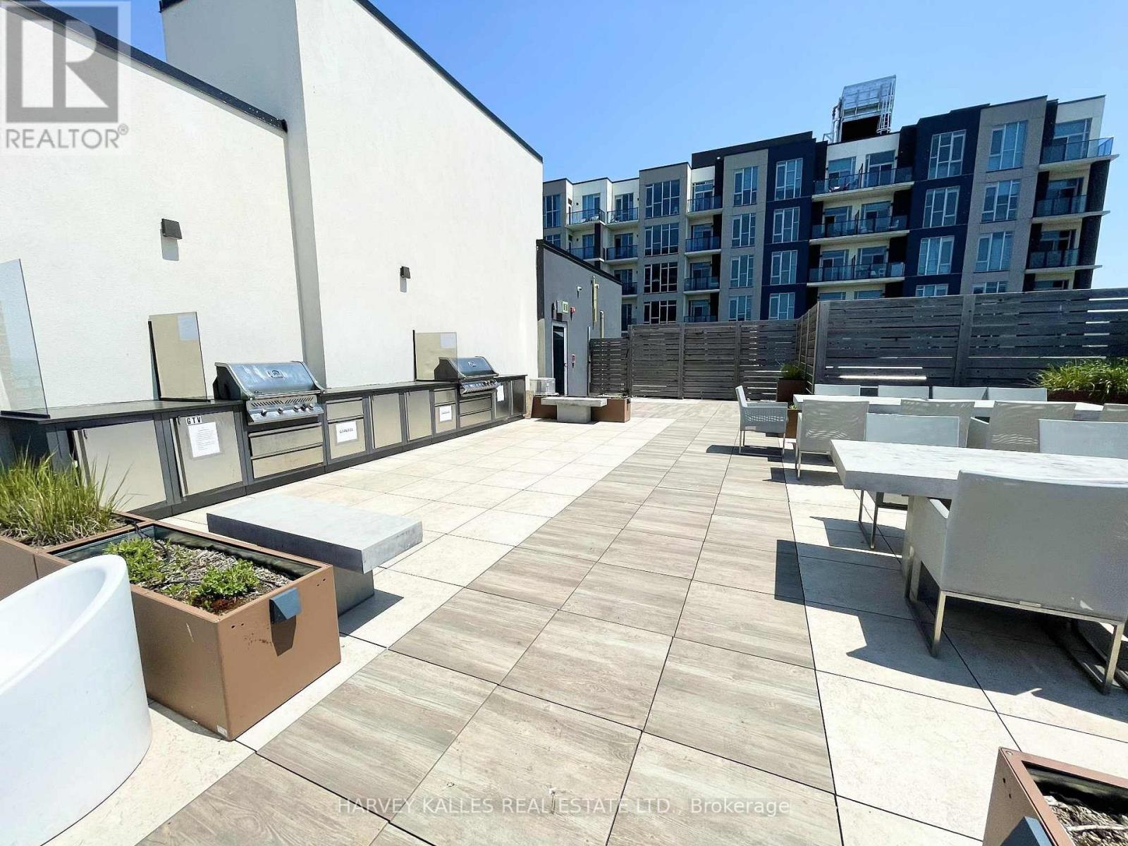 109 - 10 CONCORD PLACE