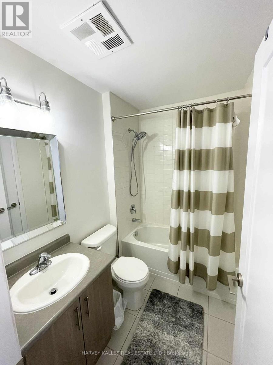 109 - 10 CONCORD PLACE