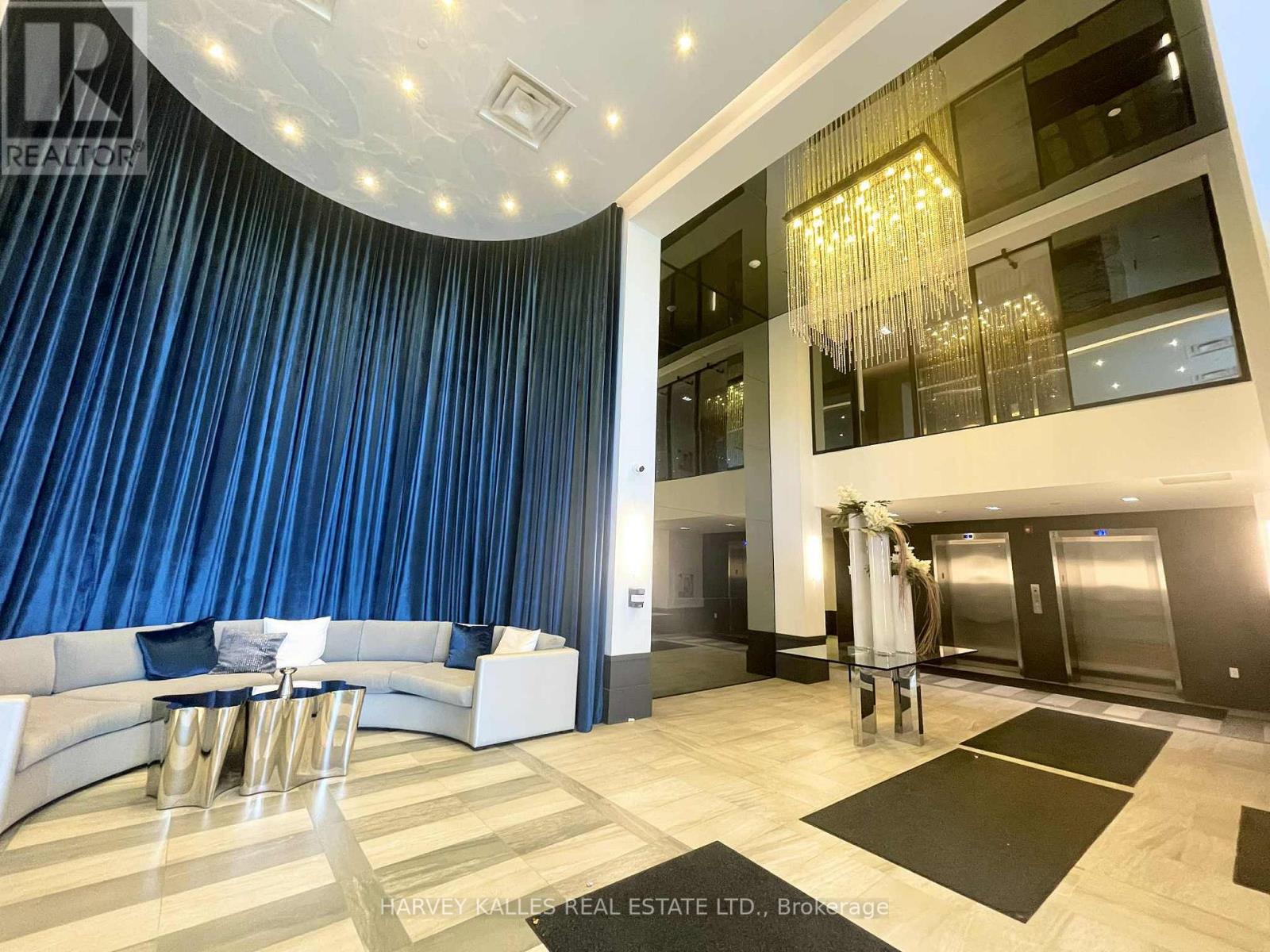 109 - 10 CONCORD PLACE