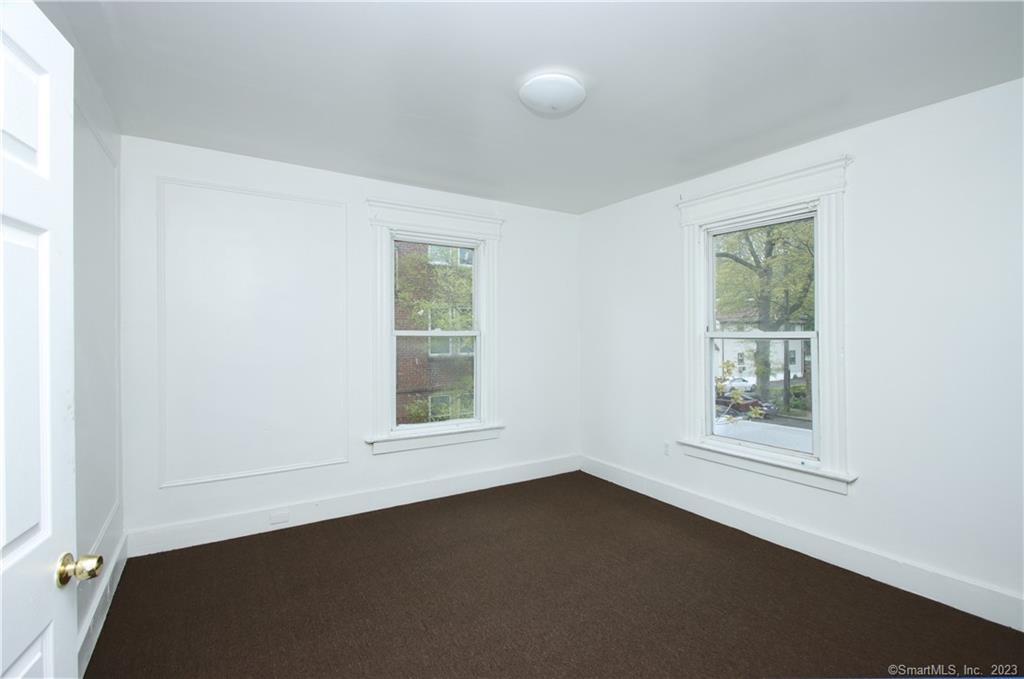 578-580 Winchester Avenue