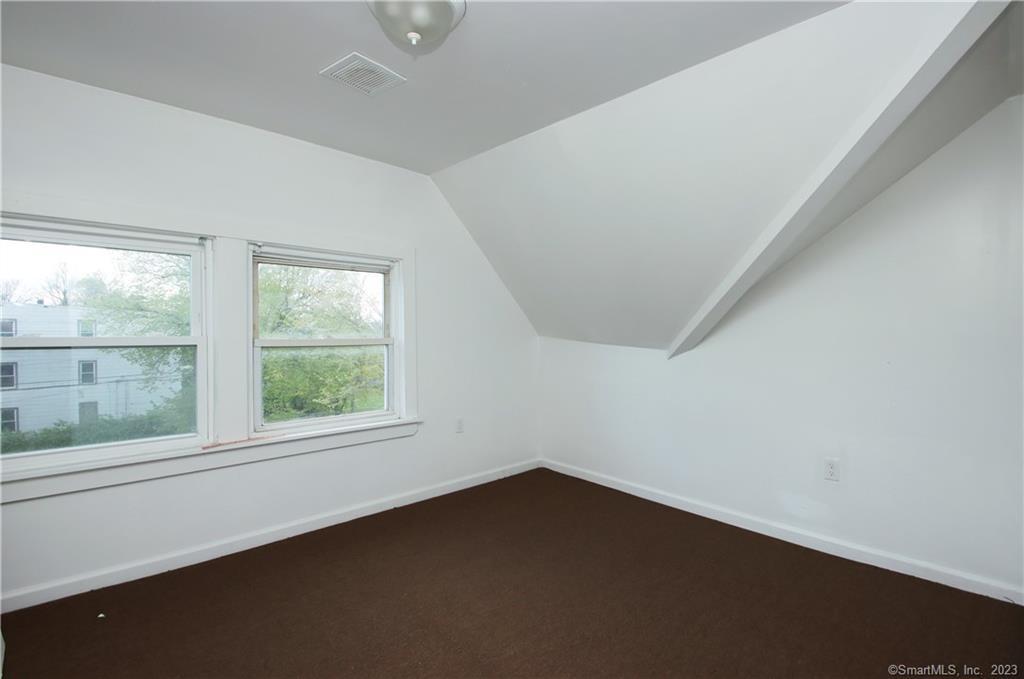578-580 Winchester Avenue