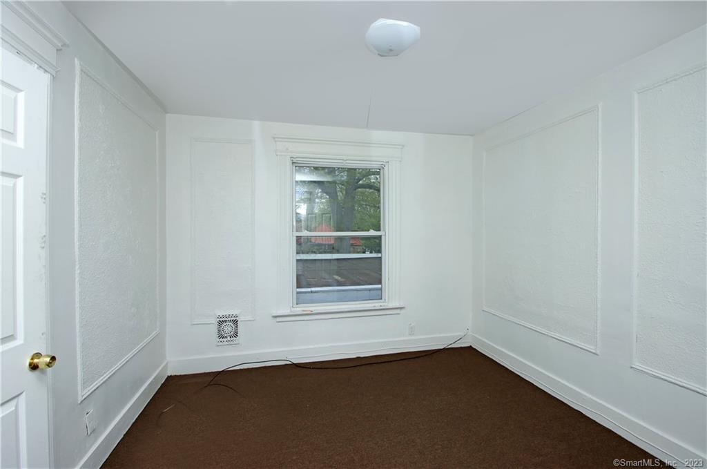 578-580 Winchester Avenue