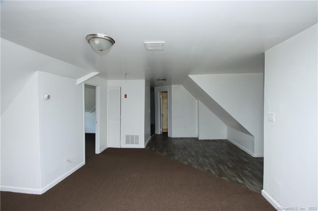 578-580 Winchester Avenue