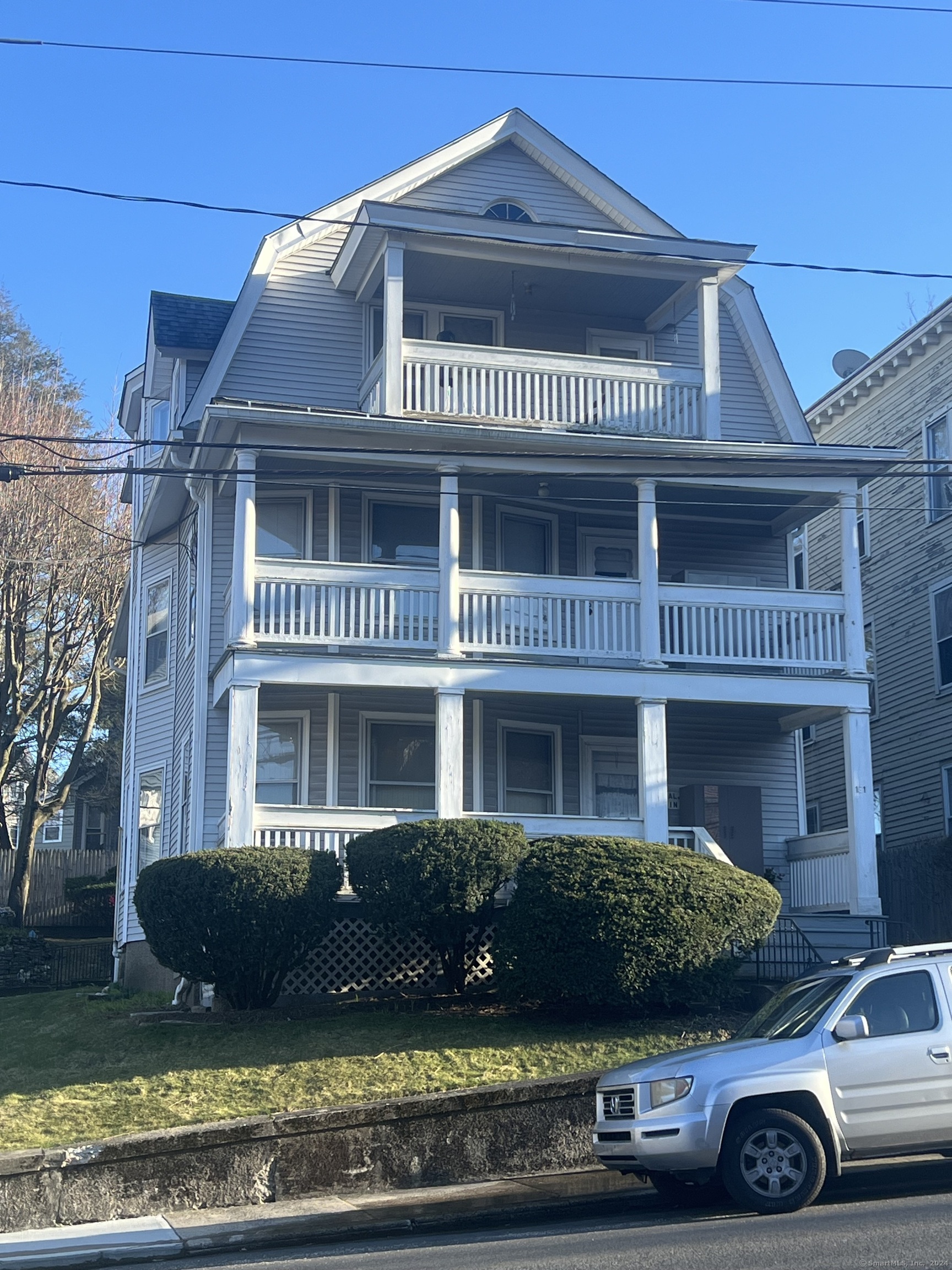 151 Robbins Street