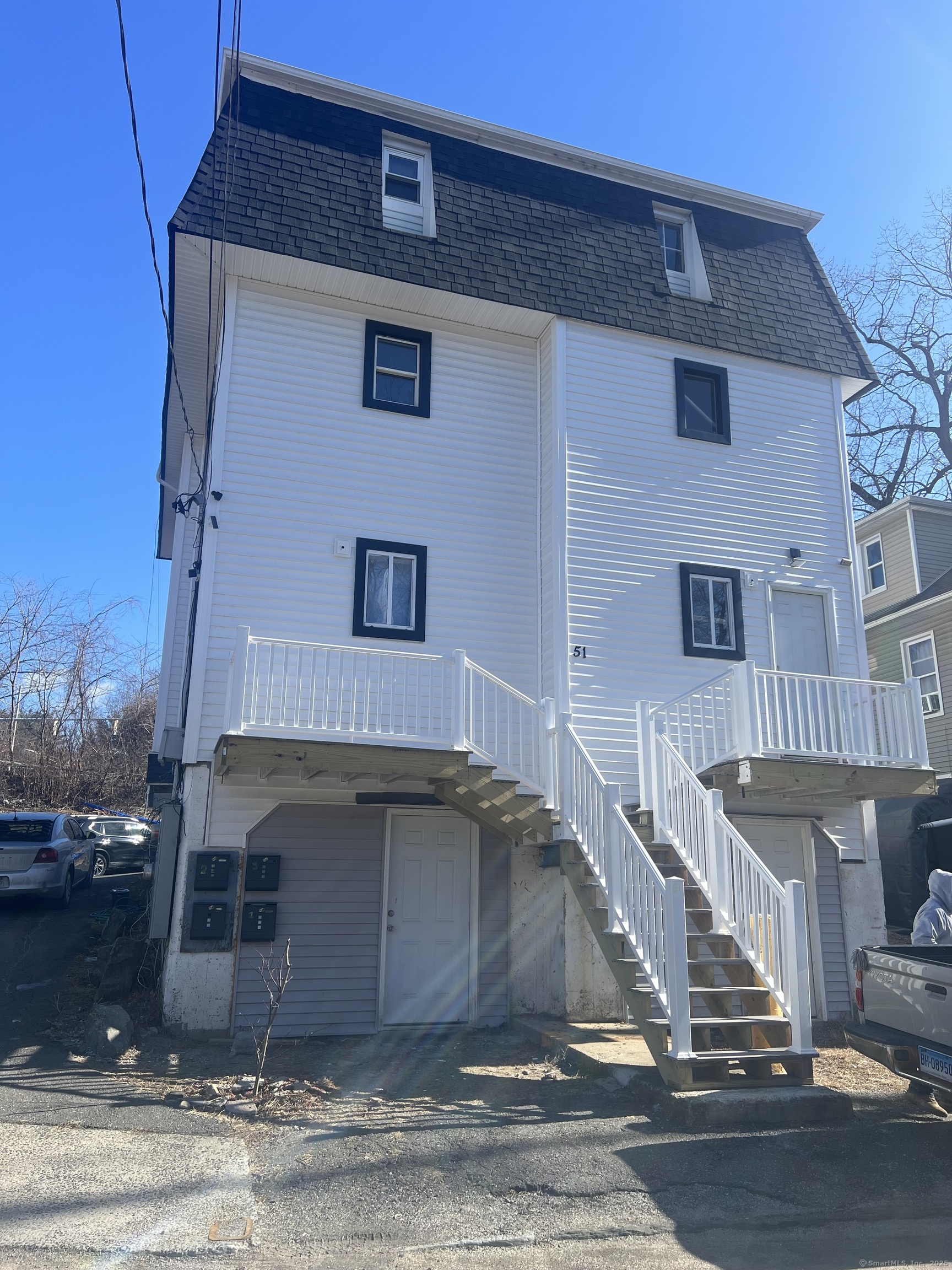 51 River Street