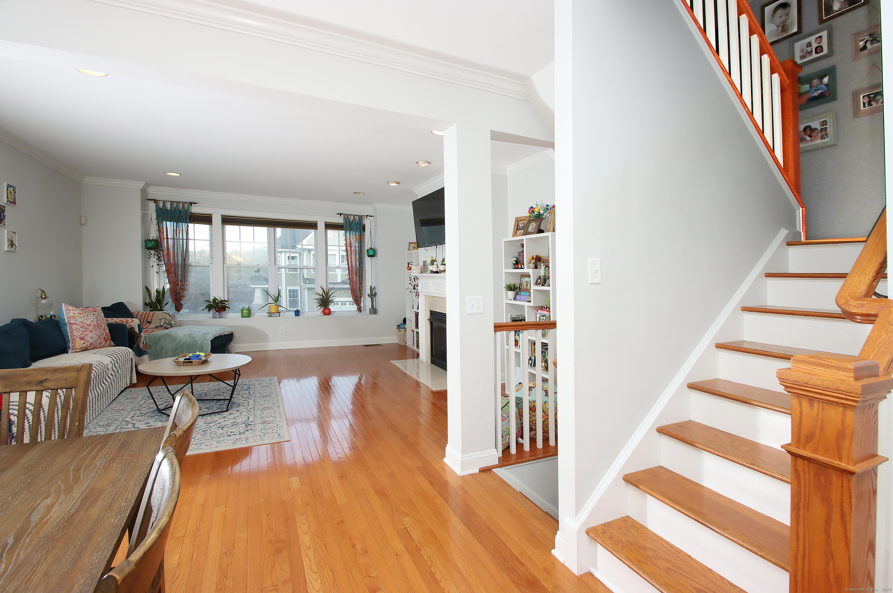 83 Lawrence Avenue 83