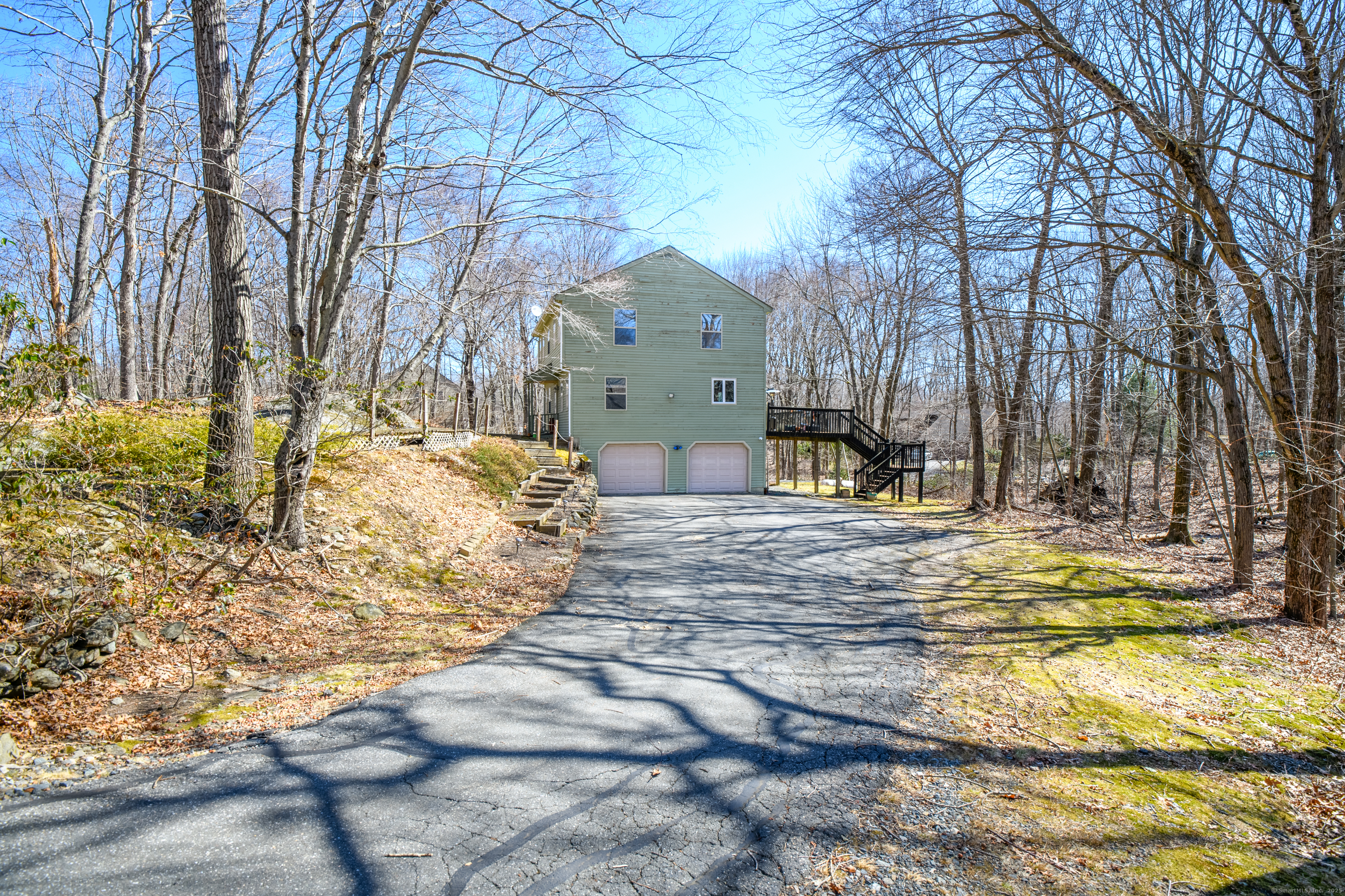 12 Beacon Hill Boulevard