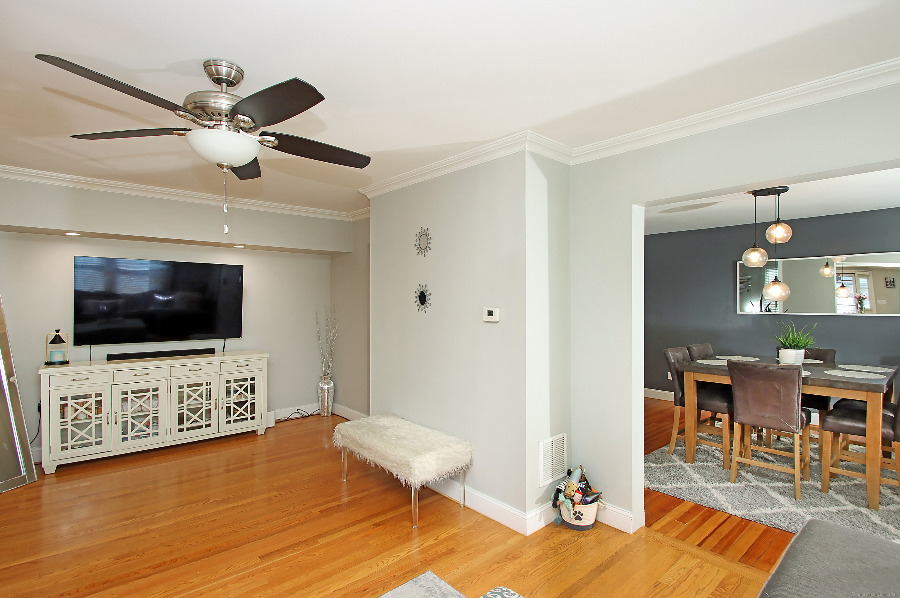 60 Homestead Avenue