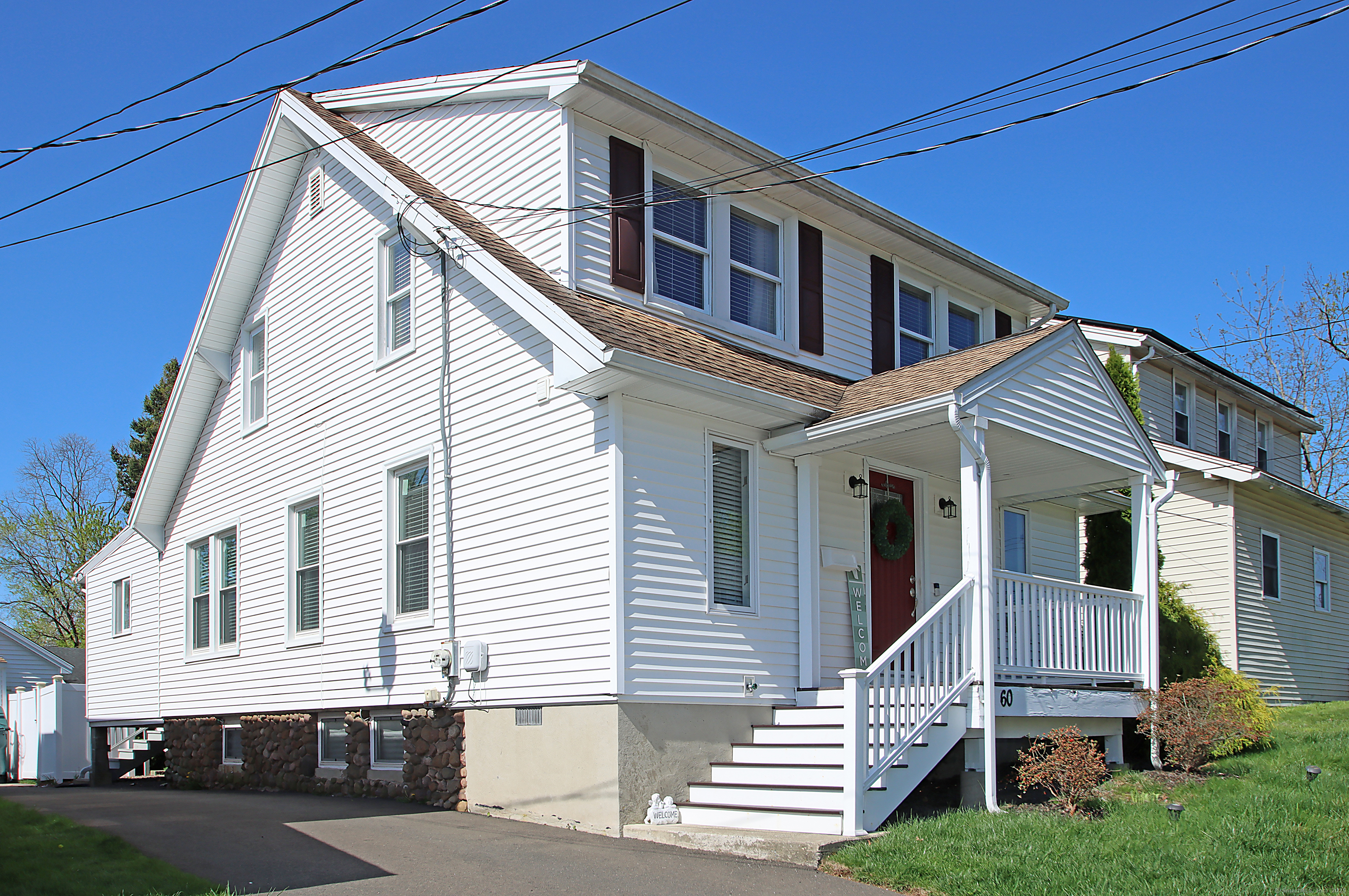 60 Homestead Avenue