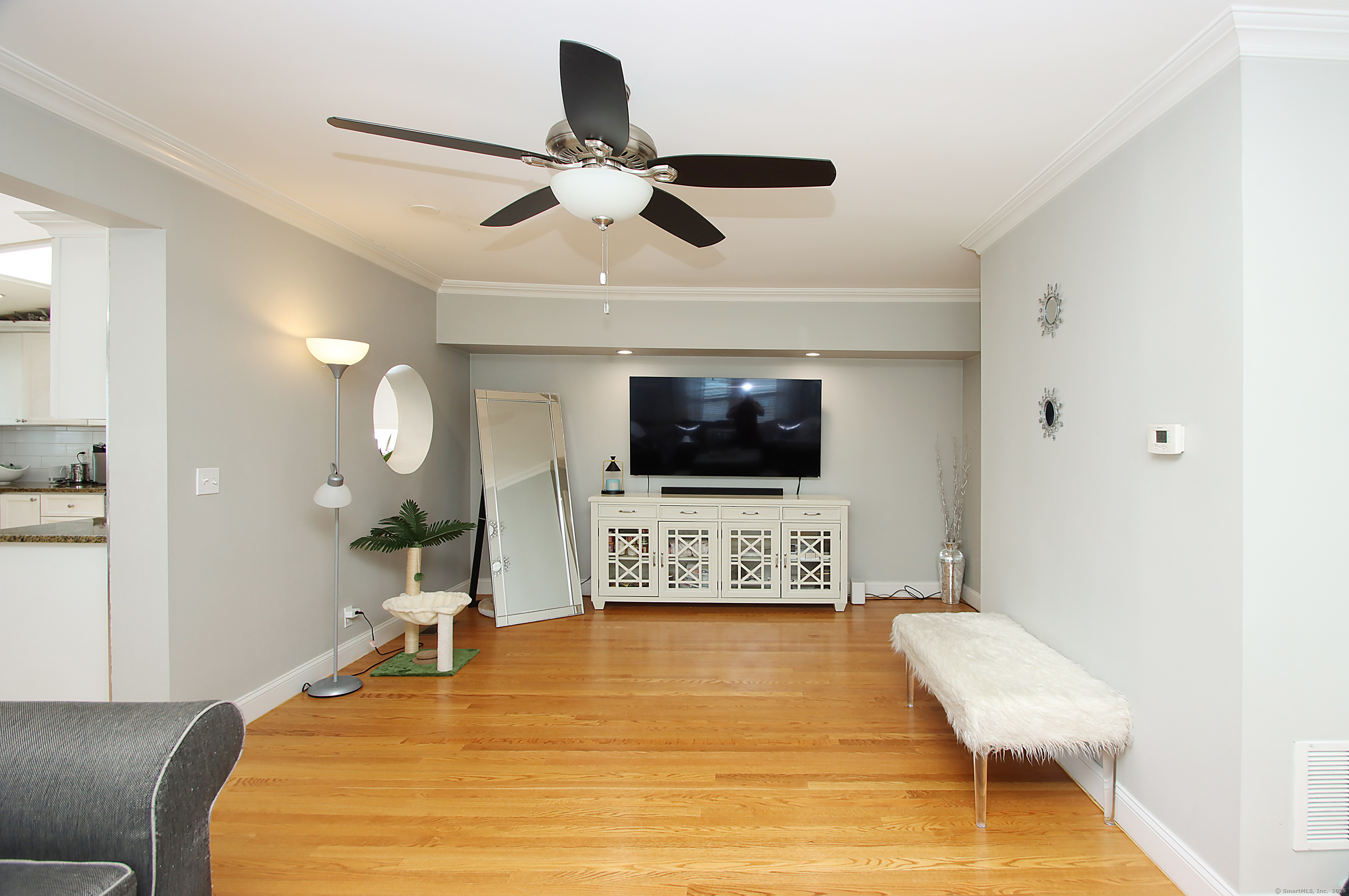 60 Homestead Avenue