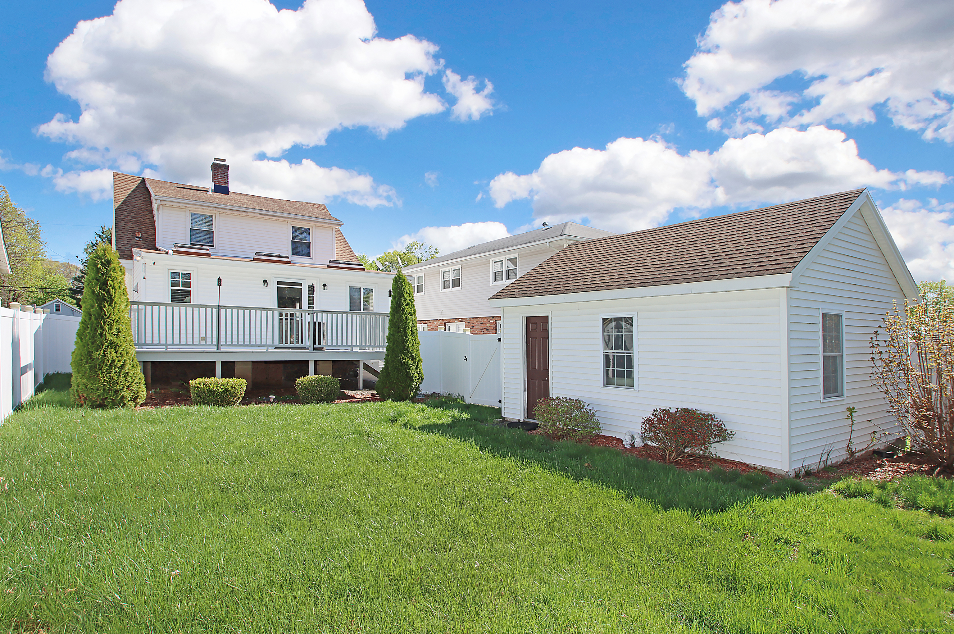 60 Homestead Avenue