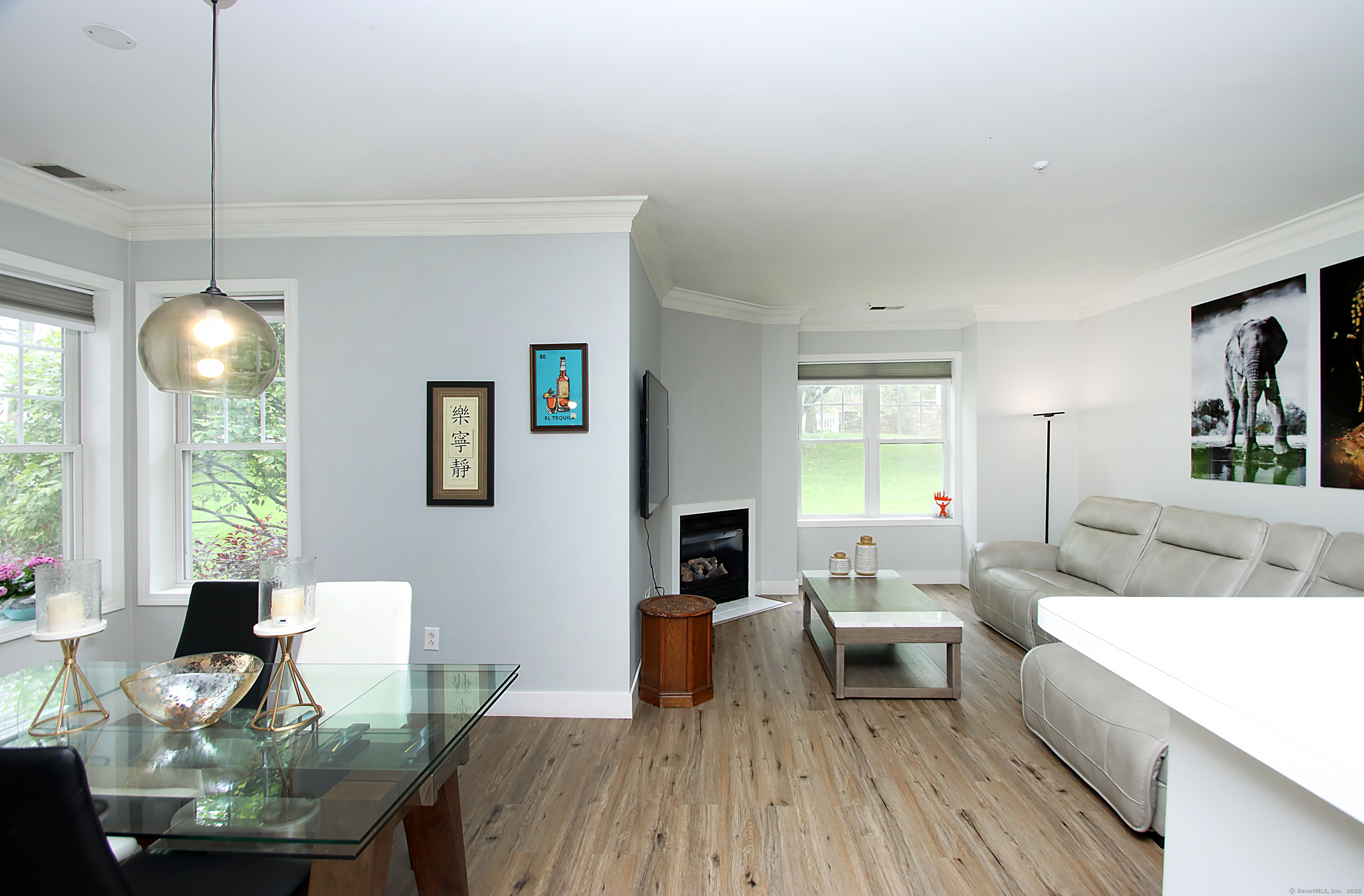 105 Richards Avenue 1312
