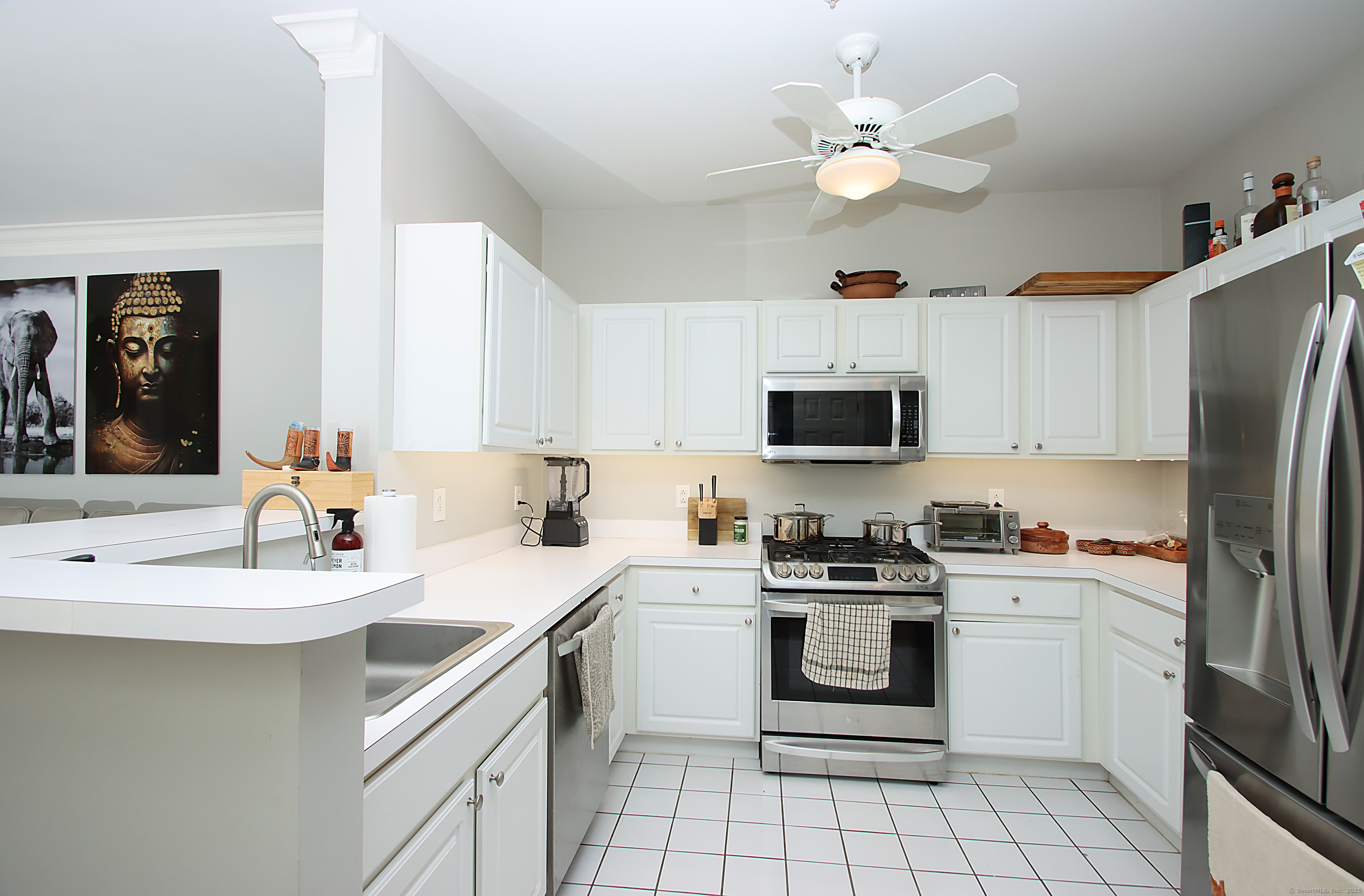 105 Richards Avenue 1312