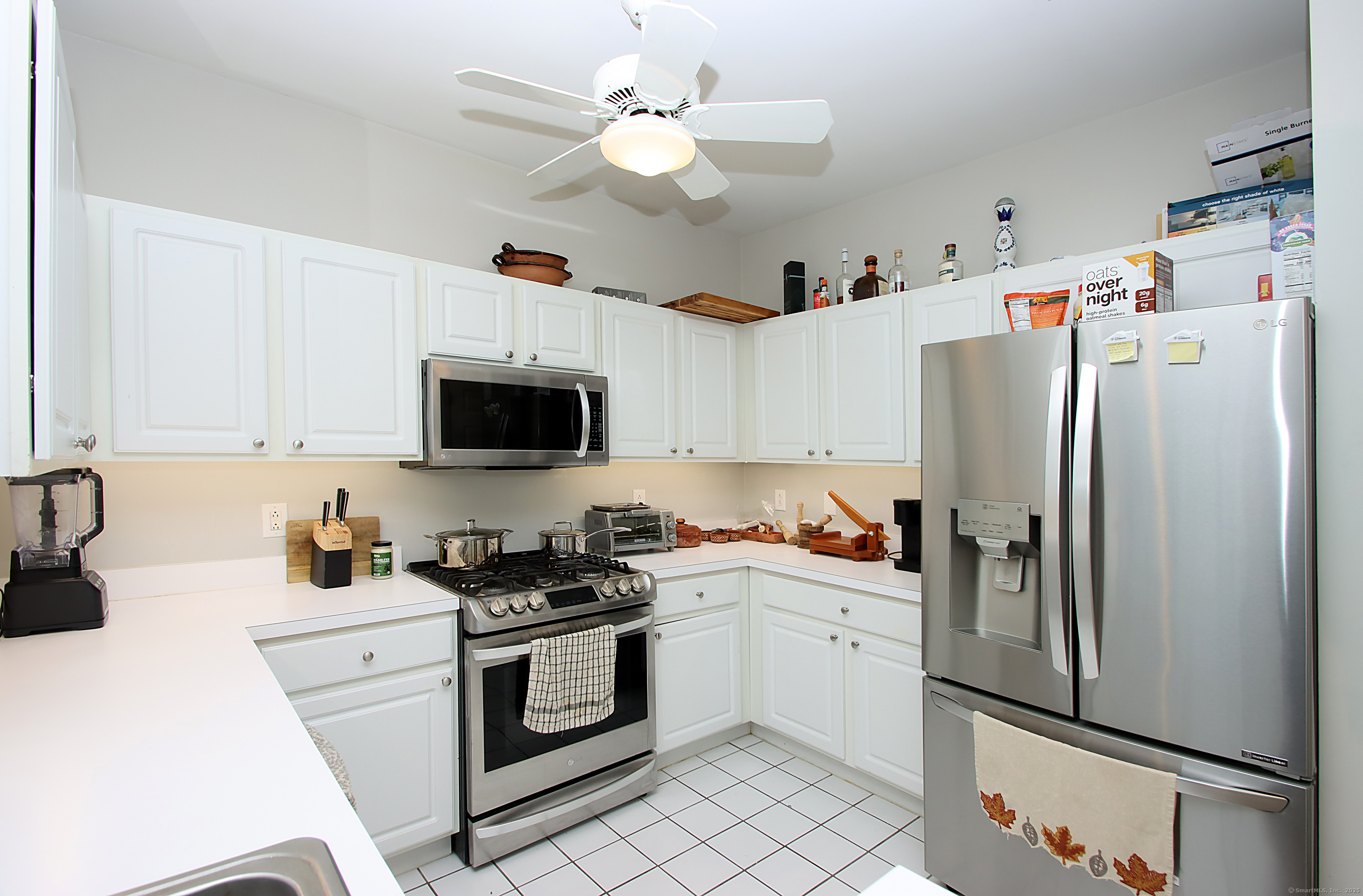 105 Richards Avenue 1312