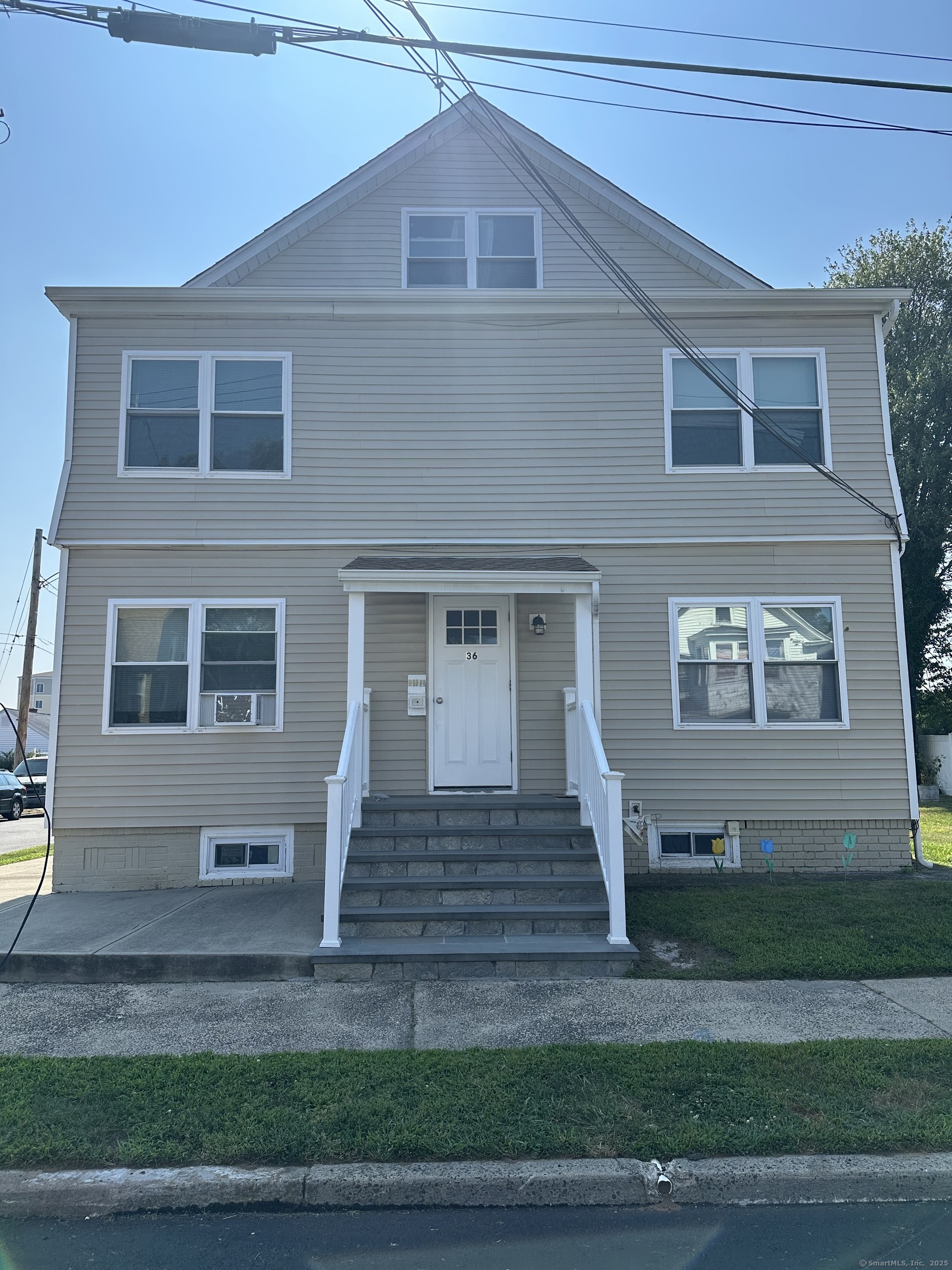 36 East Avenue 2L