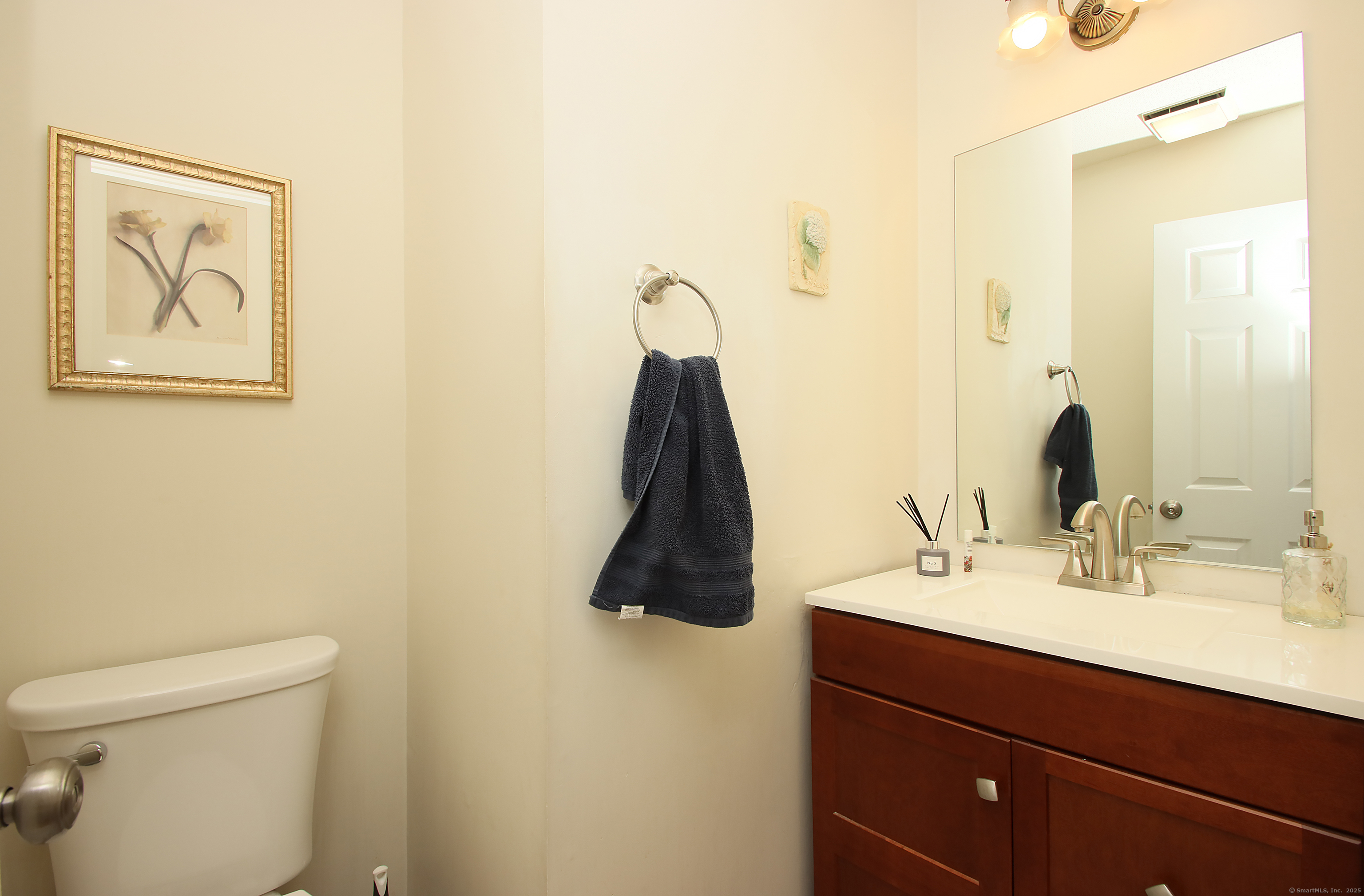 916 Quinnipiac Avenue APT 2