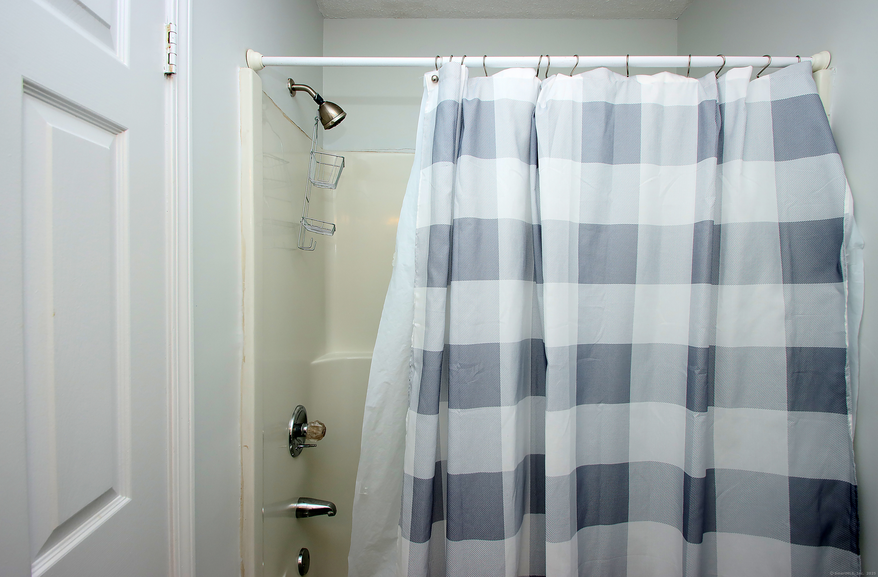 916 Quinnipiac Avenue APT 2