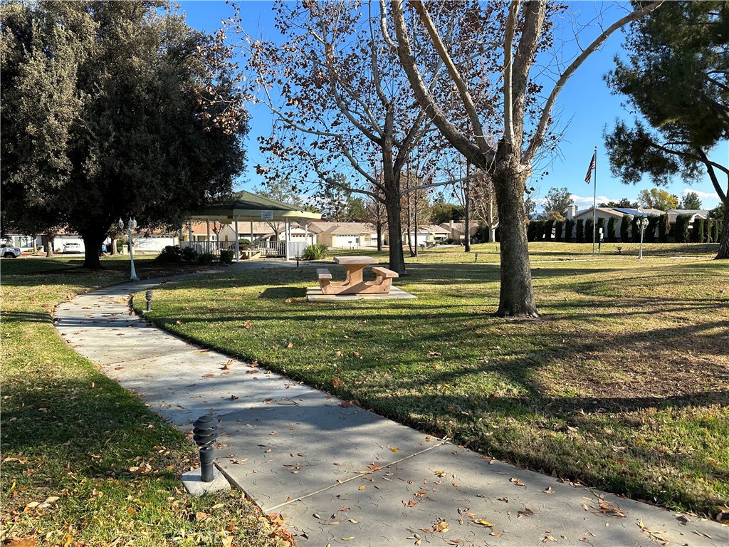 2200 El Grande Street