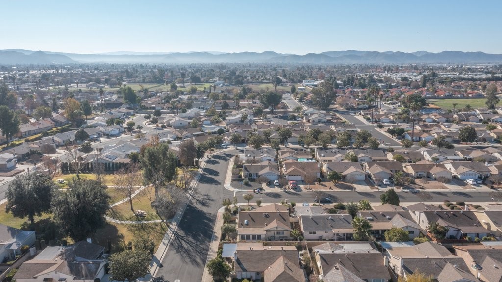 2200 El Grande Street