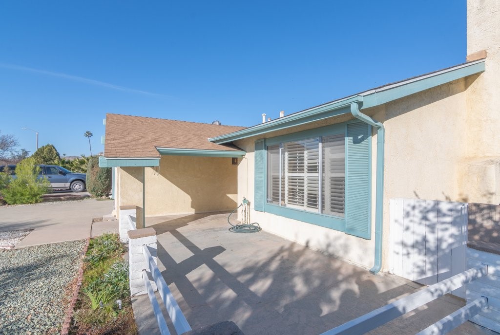 2200 El Grande Street