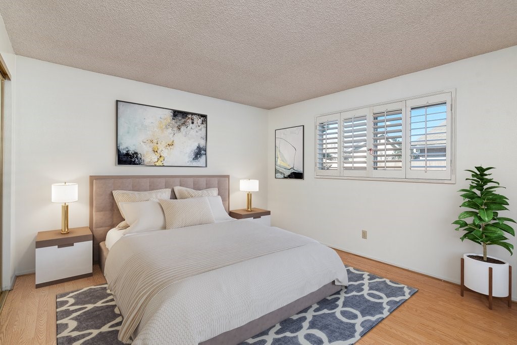 2200 El Grande Street