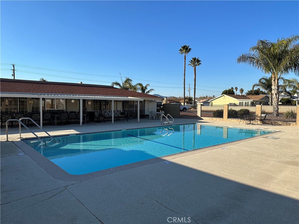 2200 El Grande Street