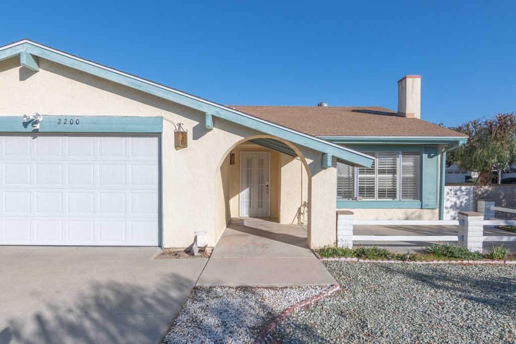 2200 El Grande Street