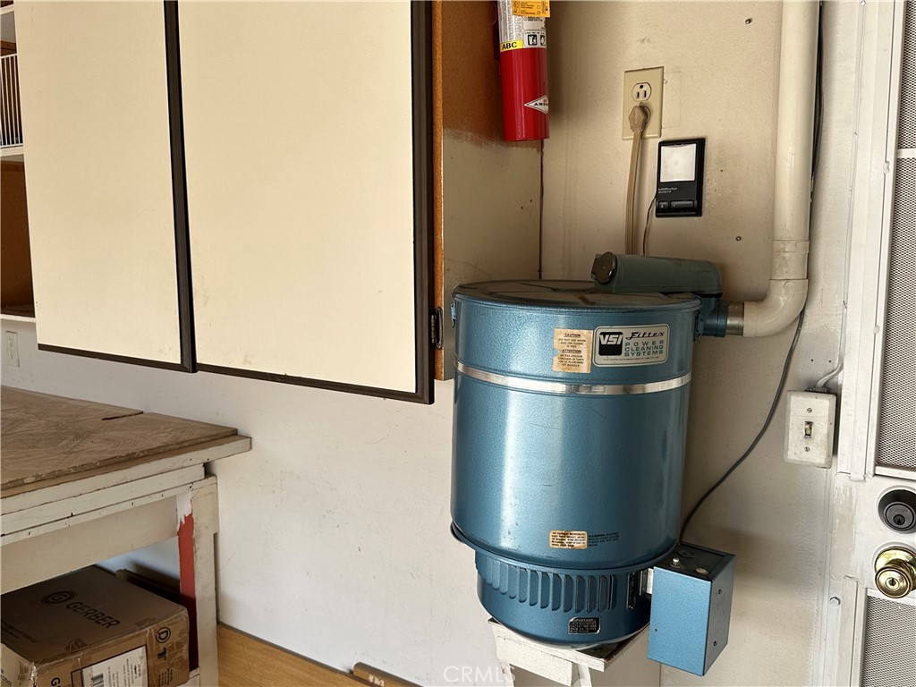 2200 El Grande Street