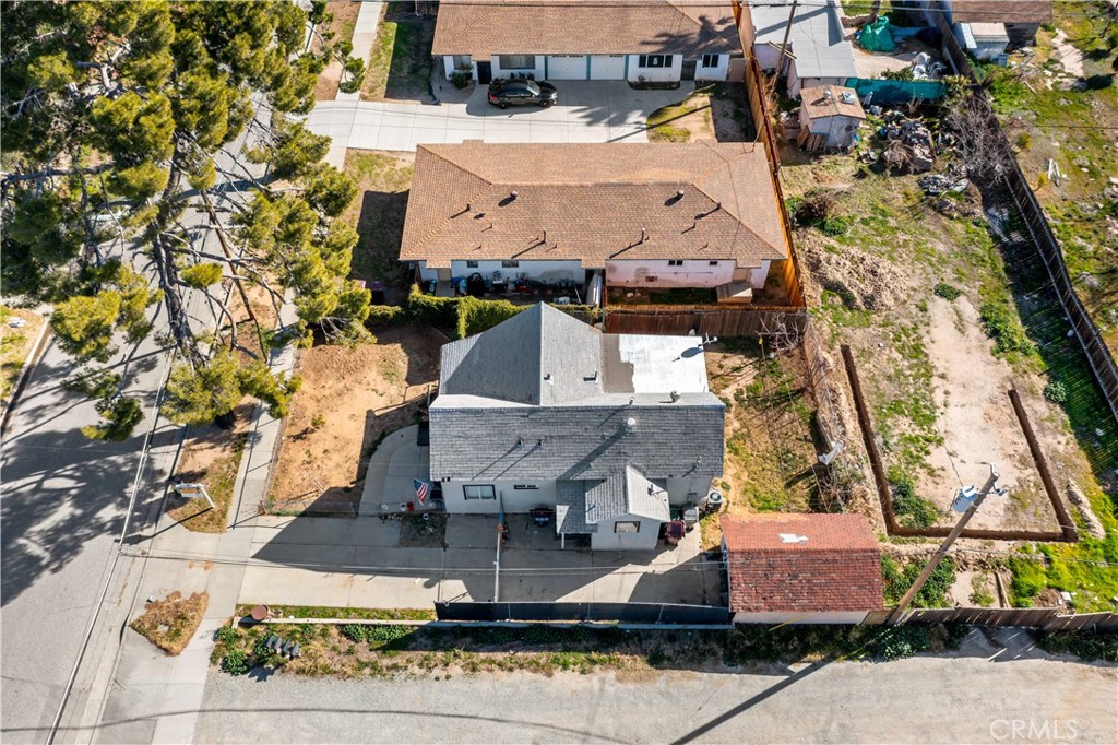 486 W Williams Street