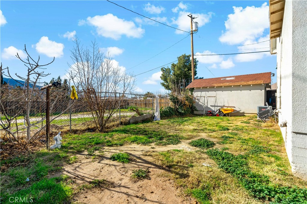 486 W Williams Street