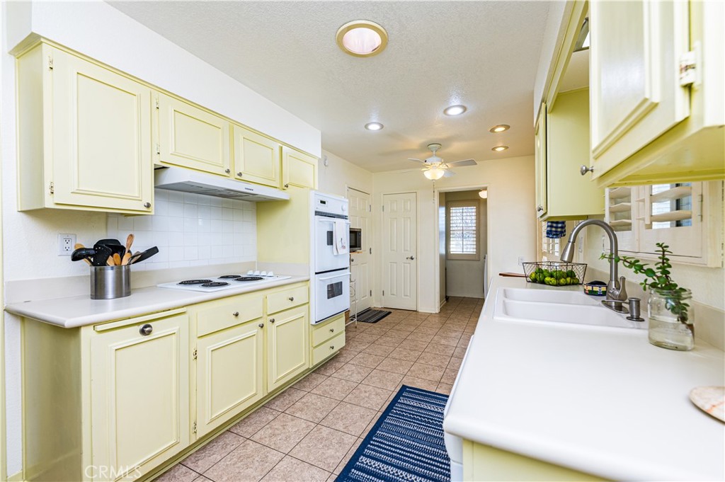 26650 Cherry Hills Boulevard