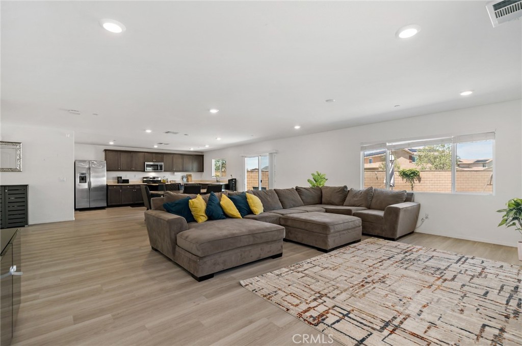 29428 Eagle Peak Court