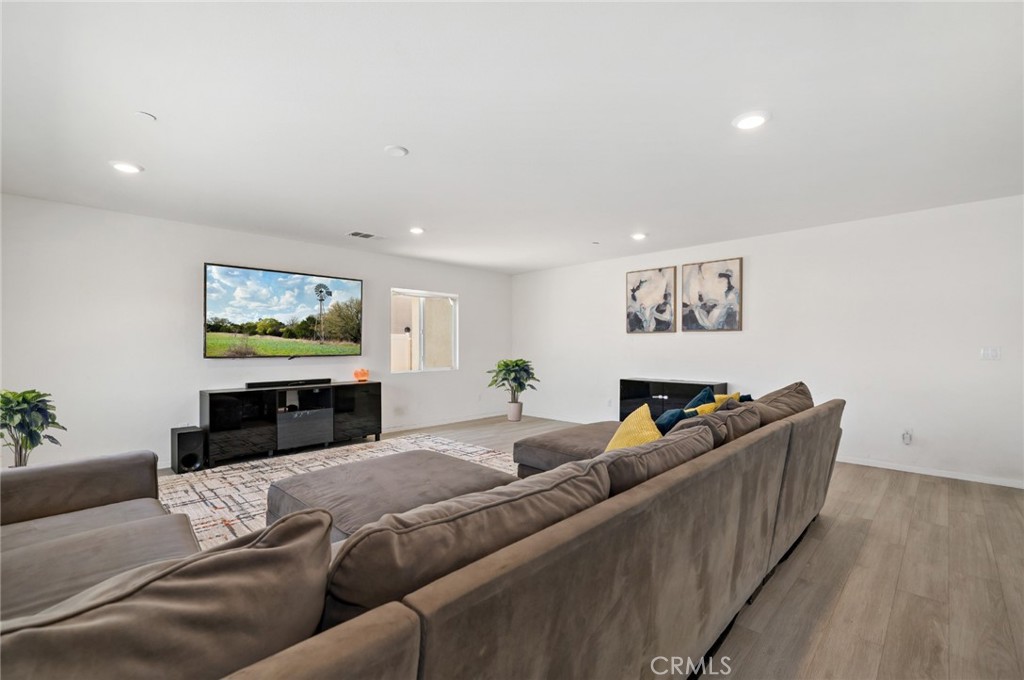 29428 Eagle Peak Court