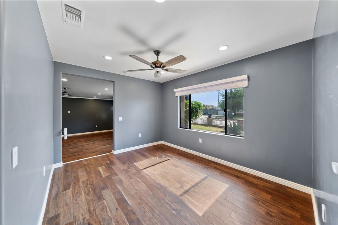 17290 Hibiscus Street