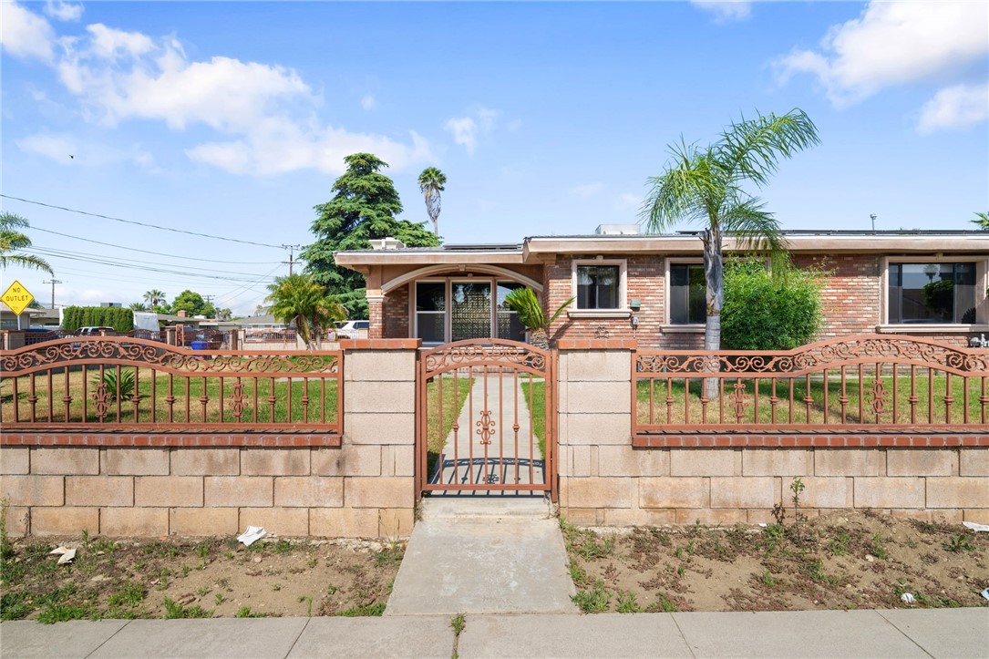 17290 Hibiscus Street