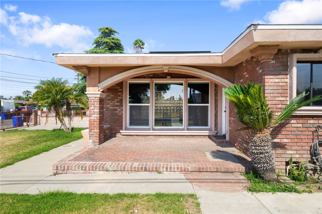 17290 Hibiscus Street